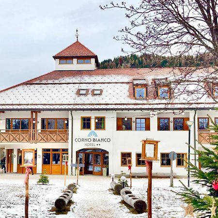Hotel Corno Bianco Nova Ponente Ngoại thất bức ảnh