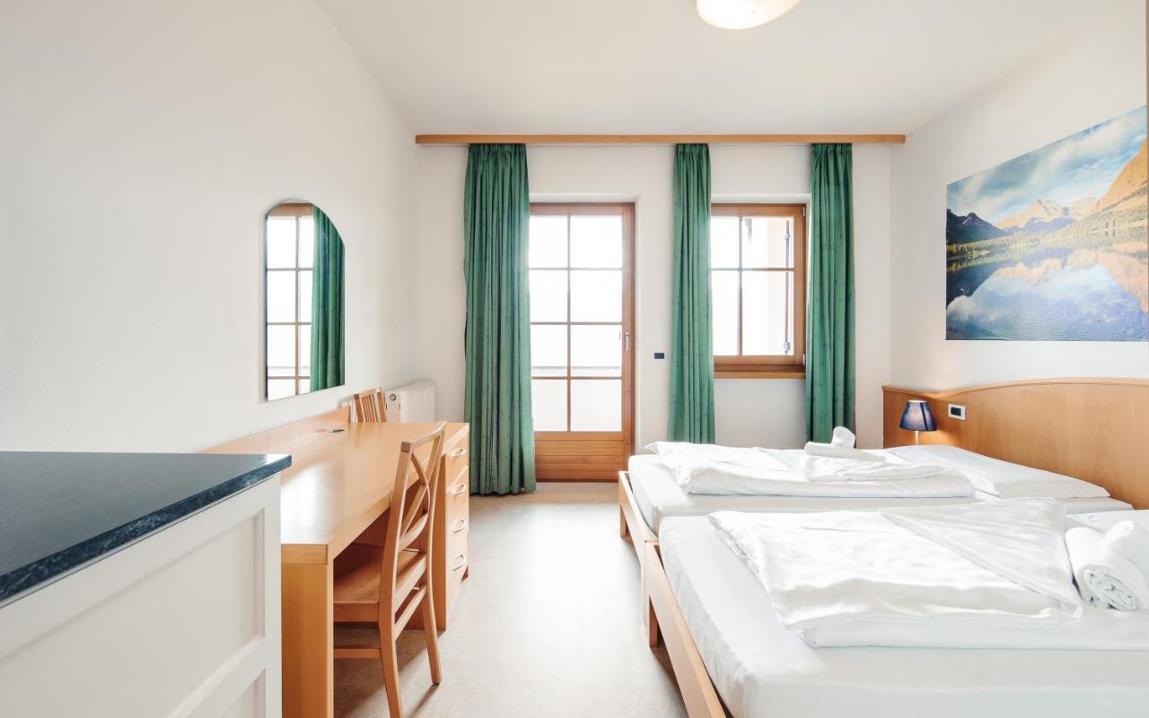 Hotel Corno Bianco Nova Ponente Phòng bức ảnh